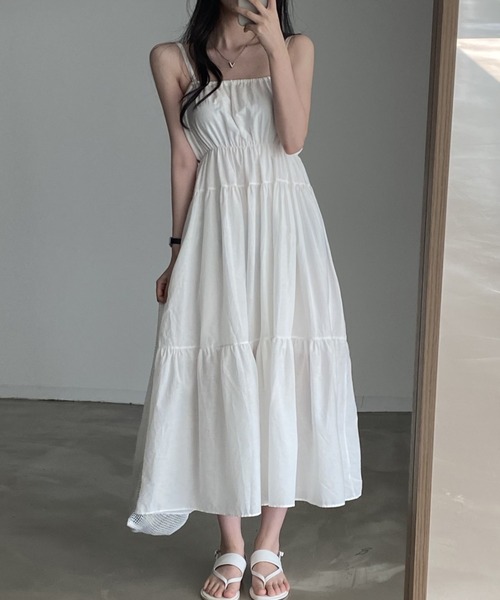 YUGA(ユーガ)の「YUGA_YGMC Korean-style Tiered Flare Camisole Dress(ワンピース・レディース・ホワイト/ブラック・FREE)」の6枚目の写真