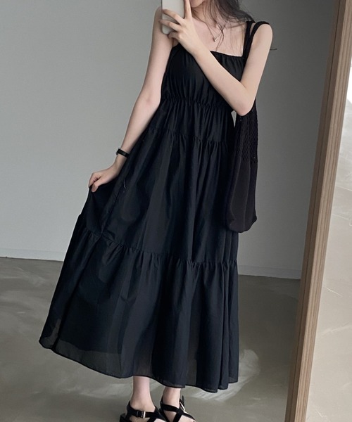 YUGA(ユーガ)の「YUGA_YGMC Korean-style Tiered Flare Camisole Dress(ワンピース・レディース・ホワイト/ブラック・FREE)」の13枚目の写真