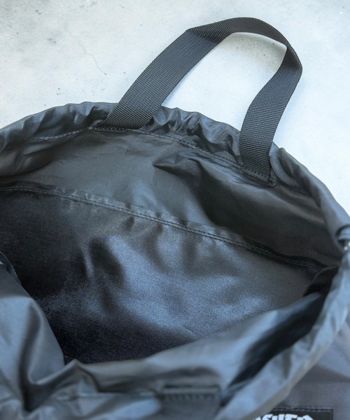 THRASHER（スラッシャー）の「THRASHER KNAPSACK（バックパック/リュック・レディース・ブラック×ホワイト・FREE）」の4枚目の写真