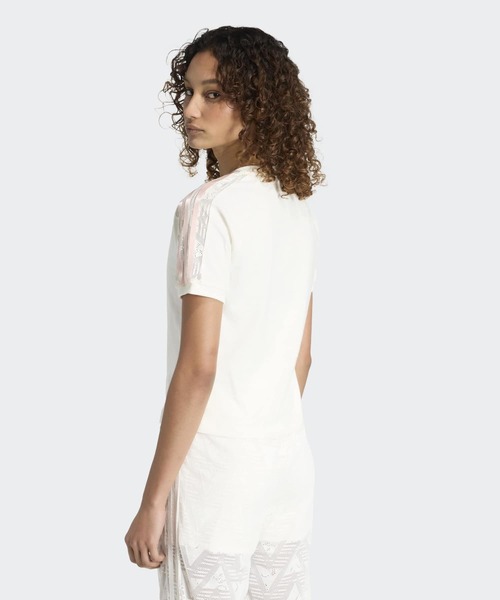 adidas(アディダス)の「レース カリ 半袖Tシャツ / アディダスオリジナルス adidas Originals(Tシャツ/カットソー・レディース・ホワイト・XX-LARGE/LARGE/MEDIUM/SMALL/X-LARGE)」の2枚目の写真