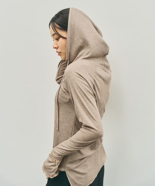Noble（ノーブル）の「《WEB＆一部店舗限定》【RITA×SELLICHI】シアーフーディトップス（Tシャツ/カットソー・レディース・ホワイト/カーキ・FREE）」の21枚目の写真