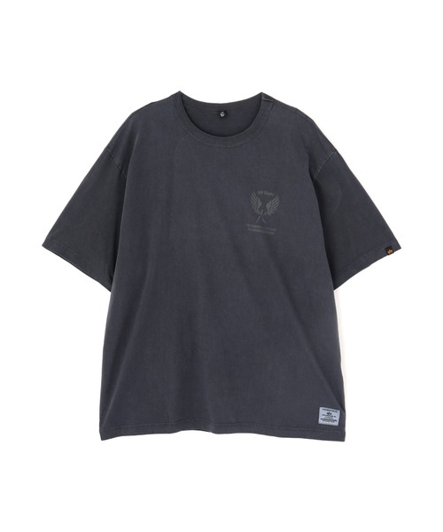 Alpha Industries(アルファインダストリーズ)の「Alpha Industries/アルファ インダストリーズ/ESSENTIAL RELAXED FIT TEE (BATTLEWASH AIR CORPS)/エッセンシャル リラックスフィットTシャツ(Tシャツ/カットソー・メンズ・ブラック/セージグリーン・S/M/L/XL)」の3枚目の写真