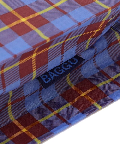 SHIPS Days(シップスデイズ)の「BAGGU: ベイビー タータン チェック(エコバッグ/サブバッグ・レディース・ピンク系その他/ブルー・ONE SIZE)」の7枚目の写真