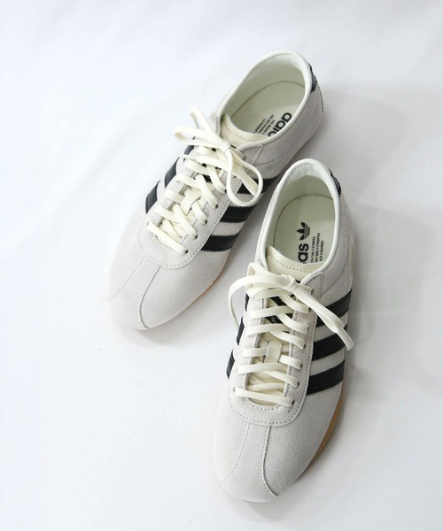 Gready Brilliant(グレディブリリアン)の「adidas TOKYO W(スニーカー・レディース・オフホワイト・23.5/24)」の1枚目の写真
