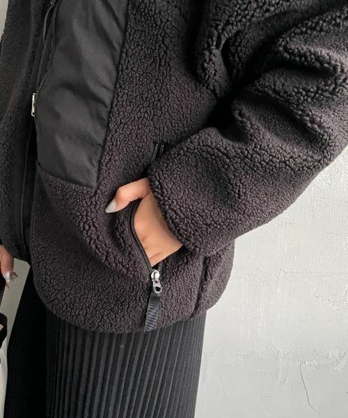 DANTON（ダントン）の「【WEB先行予約】[DANTON/ダントン] スタンドカラー インサレーションボアジャケット（ブルゾン・レディース・ブラック/アイボリー・M/S）」の10枚目の写真