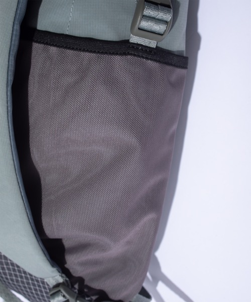 F/CE. (エフシーイー)の「F/CE. TEXNIC DRAWSTRING SLINGER BAG / エフシーイー テックスニック ドローストリング スリンガーバッグ(ショルダーバッグ・メンズ・ブラック・FREE)」の14枚目の写真