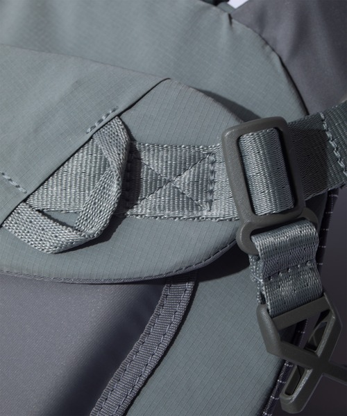 F/CE. (エフシーイー)の「F/CE. TEXNIC DRAWSTRING SLINGER BAG / エフシーイー テックスニック ドローストリング スリンガーバッグ(ショルダーバッグ・メンズ・ブラック・FREE)」の15枚目の写真