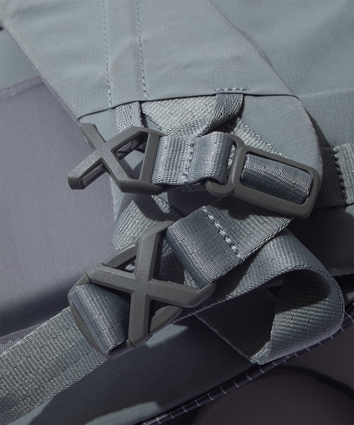 F/CE. (エフシーイー)の「F/CE. TEXNIC DRAWSTRING SLINGER BAG / エフシーイー テックスニック ドローストリング スリンガーバッグ(ショルダーバッグ・メンズ・ブラック・FREE)」の17枚目の写真