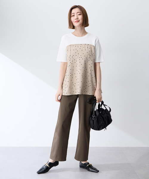 Petit Honfleur(プチオンフルール)の「ストレッチストレートパンツ【ウエストゴム】(その他パンツ・レディース・ベージュ/ブラウン・M/L)」の9枚目の写真