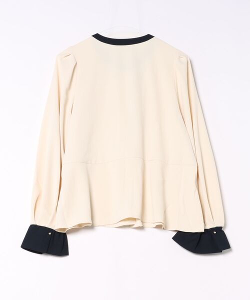 styiro(スタイロ)の「《数量限定》バイカラーボウタイブラウス 26AW新作 秋服 冬 通勤 オフィス セレモニー きれいめ フェミニン(シャツ/ブラウス・レディース・ホワイト/ベージュ/ネイビー・FREE)」の4枚目の写真