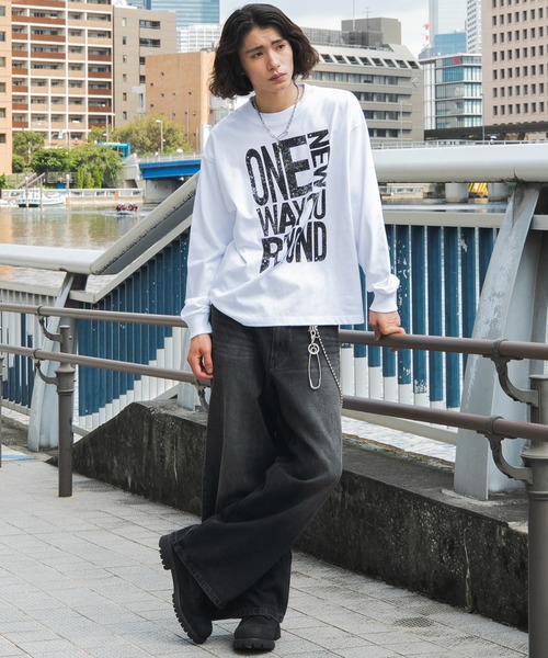 WEGO(ウィゴー)の「WEGO/【26年秋冬新作】BIGメッセージロンT(Tシャツ/カットソー・メンズ・ホワイト/スミクロ・LARGE/MEDIUM)」の3枚目の写真