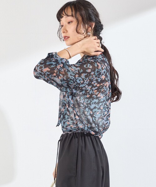 SHIPS Colors(シップス カラーズ)の「SHIPS Colors:〈手洗い可能〉シアー オータムプリント ボウタイ ブラウス(シャツ/ブラウス・レディース・イエロー/ブルー・ONE SIZE)」の16枚目の写真