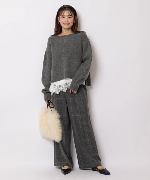 JUSGLITTY(ジャスグリッティー)の「レースヘムサテンキャミ(シャツ/ブラウス・レディース・オフホワイト/ブラウン・2/1)」の17枚目の写真