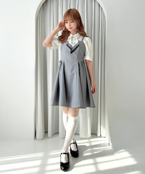 F i.n.t(フィント)の「サイドリボンギャザー切替キャミワンピース/fint フィント(ワンピース・レディース・ネイビー/グレー・FREE)」の13枚目の写真