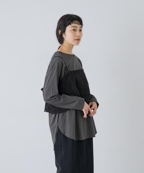 かぐれ(カグレ)の「カッティング刺繍キャミソール(キャミソール・レディース・ブラック/アイボリー・FREE)」の2枚目の写真