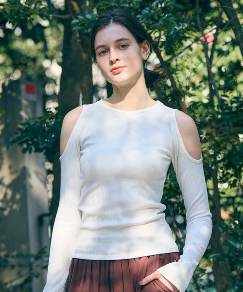 Julier Yoga and Relax（ジュリエヨガアンドリラックス）の「Julier オリジナルリブロングスリーブプルオーバー（Tシャツ/カットソー・レディース・ミント/ブラック/ホワイト・1/0）」の2枚目の写真