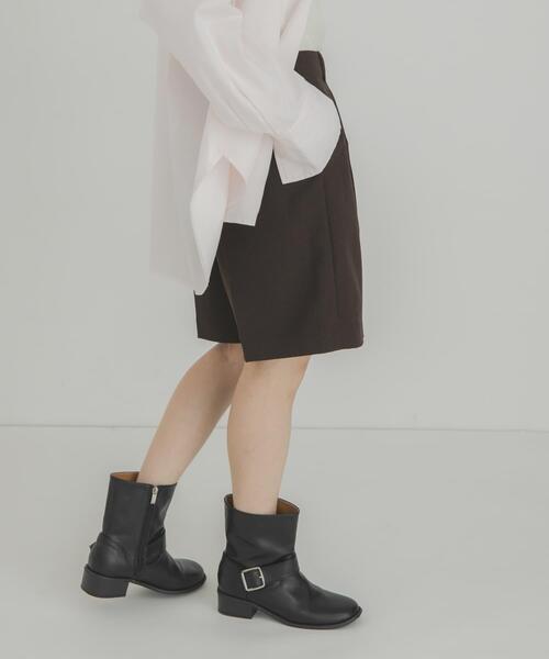 KBF(ケイビーエフ)の「シンプルショートパンツ(その他パンツ・レディース・チャコールグレー/ダークブラウン/ブラック・ONE)」の3枚目の写真