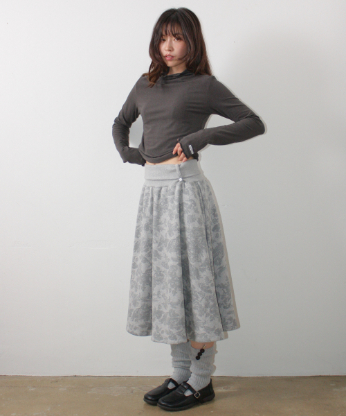 RONRON（ロンロン）の「FLORAL SWEAT FLARE SKIRT GREY（スカート・レディース・その他・FREE）」の2枚目の写真