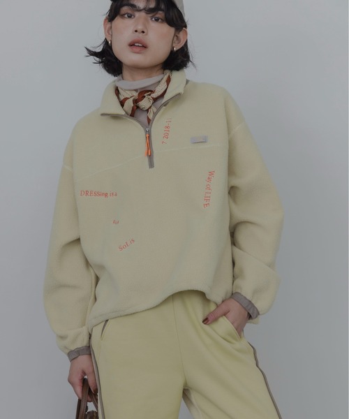 Eimee Law(エイミーロウ)の「ランダム刺繍フリースZIPプルオーバー(その他トップス・レディース・ダークグレー/ライトイエロー/ライトベージュ・FREE)」の14枚目の写真