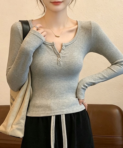 LEMOA(レモア)の「リブヘンリーネック長袖カットソー(Tシャツ/カットソー・レディース・グレー/ホワイト/ブラウン/ブラック・MEDIUM/X-LARGE/LARGE)」の3枚目の写真