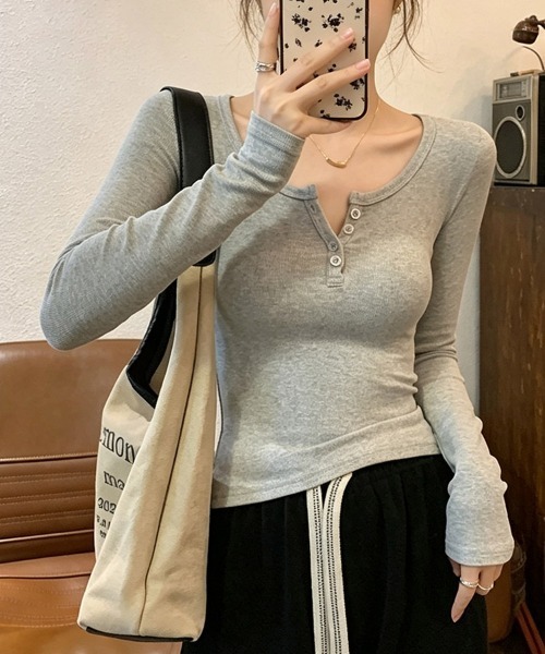 LEMOA(レモア)の「リブヘンリーネック長袖カットソー(Tシャツ/カットソー・レディース・グレー/ホワイト/ブラウン/ブラック・MEDIUM/X-LARGE/LARGE)」の17枚目の写真