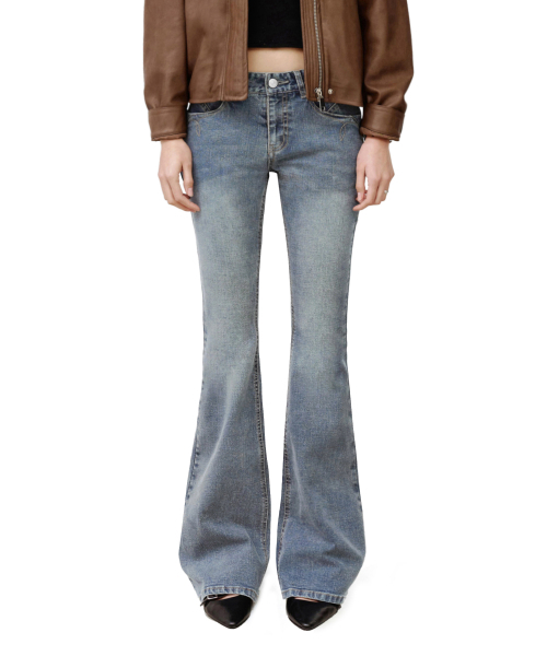 DECET WOMEN（デケット ウーマン）の「[YOONSOAP X DECET WOMAN] Stitch Pocket Low Rise Slim Flared Jeans DCWPT036LIGHTBLUE（デニムパンツ・レディース・その他・X-SMALL/LARGE/MEDIUM/SMALL）」の5枚目の写真