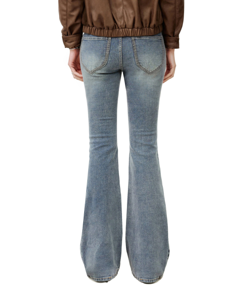DECET WOMEN（デケット ウーマン）の「[YOONSOAP X DECET WOMAN] Stitch Pocket Low Rise Slim Flared Jeans DCWPT036LIGHTBLUE（デニムパンツ・レディース・その他・X-SMALL/LARGE/MEDIUM/SMALL）」の7枚目の写真