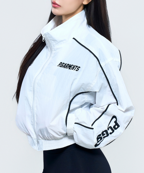 PHYSICAL GARMENTS（フィジカルガーメンツ）の「P5035 ウィメンズ パイピング ウインドブレーカー クロップドジャケット [ホワイト]（ナイロンジャケット・レディース・ホワイト・FREE）」の3枚目の写真