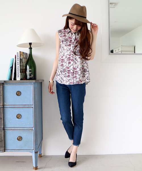 N.（N. Natural Beauty Basic）（エヌエヌナチュラルビューティーベーシック）の「◆ボタニカルフラワーブラウス（シャツ/ブラウス・レディース・ネイビー/ホワイト・MEDIUM）」の4枚目の写真