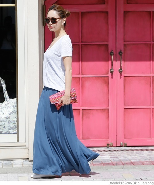 coca(coca)(コカ)の「落ち感フレアロングスカート(スカート・レディース・ホワイト/ホワイト系その他/ブラック×ホワイト/グリーン/ピンク/ブラック系その他/ライトピンク/オリーブ/グレー/ホワイト×ブラック/ブラック/エメラルドブルー/チャコール/ダークブルー/マスタード/カーキ/ブラウン/ベージュ・ONESIZE/ONE SIZE)」の22枚目の写真