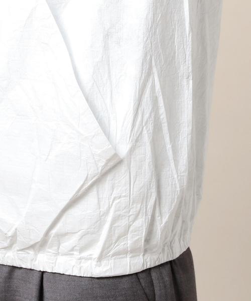 UEG(ユーイージー)の「<UEG> TYVEK PARIS ZIP/パーカー(その他アウター・メンズ・ホワイト・MEDIUM/LARGE)」の9枚目の写真