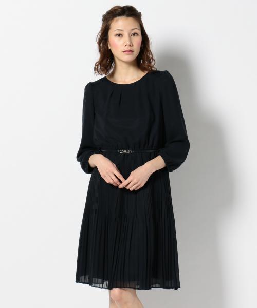 ANY SIS(エニィスィス)の「【洗える】フェミニンプリーツ ワンピース(ワンピース・レディース・ブラック系/ベージュ系/ネイビー系・2/3/1)」の14枚目の写真