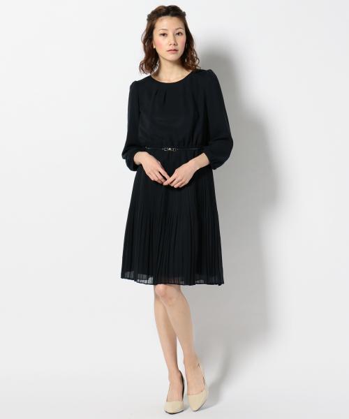 ANY SIS(エニィスィス)の「【洗える】フェミニンプリーツ ワンピース(ワンピース・レディース・ブラック系/ベージュ系/ネイビー系・2/3/1)」の17枚目の写真