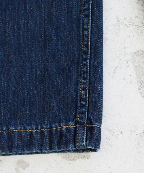 BEAUTY&YOUTH UNITED ARROWS（ビューティーアンドユースユナイテッドアローズ）の「【WEB限定】by ※∴デニムタックワイドパンツ о（デニムパンツ・レディース・ネイビー/コバルトブルー・LARGE/MEDIUM/SMALL）」の5枚目の写真