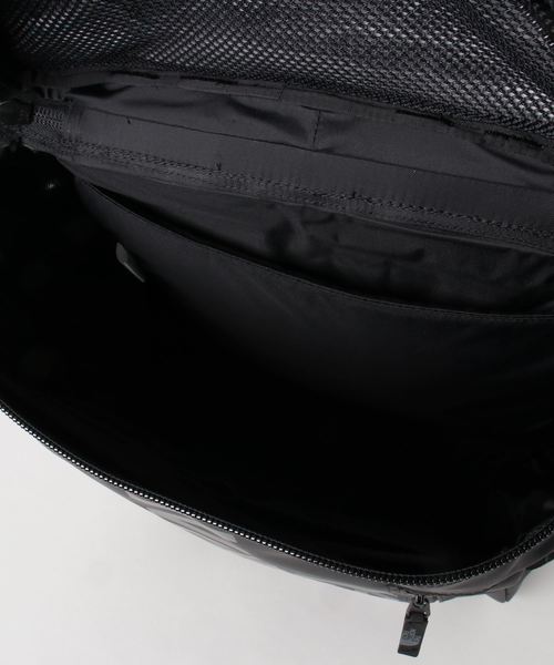THE NORTH FACE(ザノースフェイス)の「ザ・ノース・フェイス スタンダードデイパック / BCヒューズボックスII(バックパック/リュック・メンズ・ブラック/ピンク系その他/ホワイト×ブラック/レッド/ネイビー/グリーン系カモフラージュ/イエロー/グレー系カモフラージュ/その他/ブルー/グレー/ブルー系その他3・ONE SIZE)」の16枚目の写真