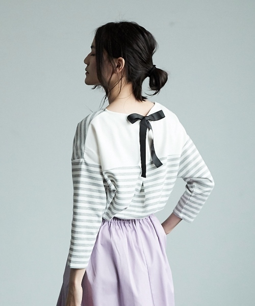 AMERICAN HOLIC（アメリカンホリック）の「ボーダー切替プルオーバー（Tシャツ/カットソー・レディース・ホワイト/オフホワイト/ブラック/ライトグレー・FREE）」の4枚目の写真