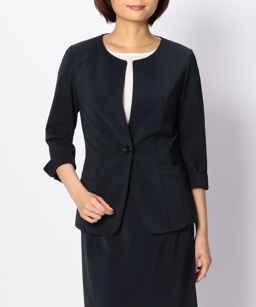 NARACAMICIE(ナラカミーチェ)の「【セットアップスーツ対応】キュプラポリエステルノーカラージャケット(スーツジャケット・レディース・ネイビー/ブルー/ブラック・MEDIUM/LARGE/SMALL)」の22枚目の写真