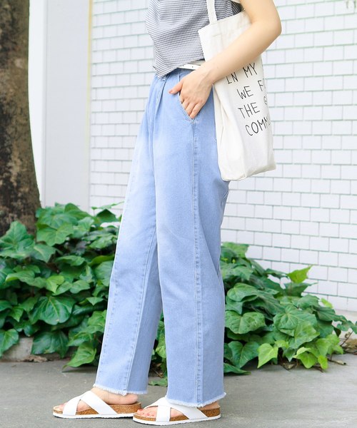 reca(レカ)の「センターライン 切り替えリメイク風 切りっぱなし ハイウエストデニム(デニムパンツ・レディース・ネイビー/ブルー系その他・M)」の6枚目の写真