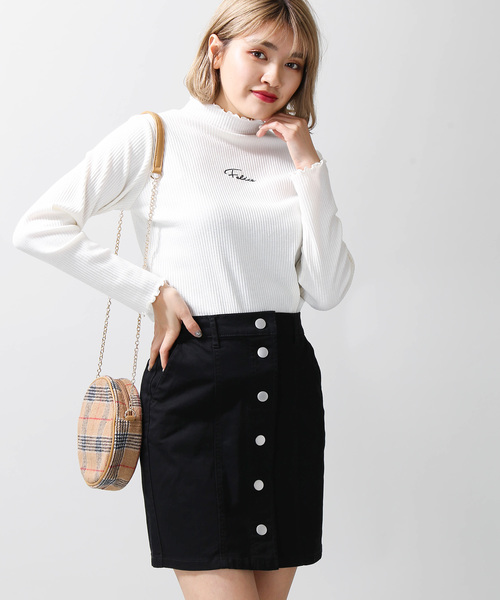 WEGO(ウィゴー)の「WEGO/前ボタンパネルタイトミニスカート(デニムスカート・レディース・インディゴブルー/ダークインディゴブルー/その他1/ブルー/ブラック・SMALL/MEDIUM/LARGE)」の2枚目の写真