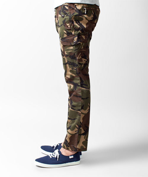 NANO universe（ナノユニバース）の「カモ柄9分丈ストレッチスキニー カーゴ（カーゴパンツ・メンズ・その他1/その他2/その他3/その他6・28/30/32）」の6枚目の写真