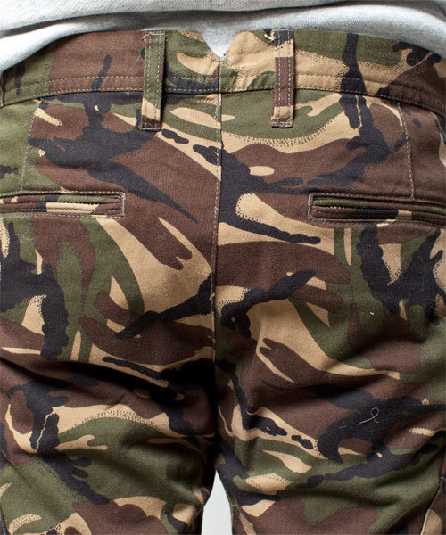 NANO universe（ナノユニバース）の「カモ柄9分丈ストレッチスキニー カーゴ（カーゴパンツ・メンズ・その他1/その他2/その他3/その他6・28/30/32）」の11枚目の写真