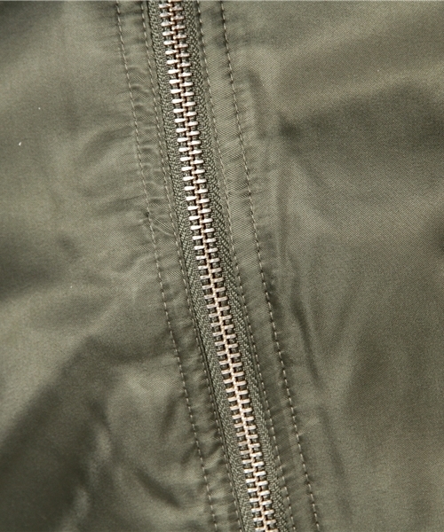 adidas Originals（アディダスオリジナルス）の「アディダス オリジナルス 中綿 ボンバー ボマー フライトジャケット MA1風 adidas Originals W BOMBER JACKET（ナイロンジャケット・レディース・カーキ・MEDIUM/SMALL/LARGE）」の11枚目の写真