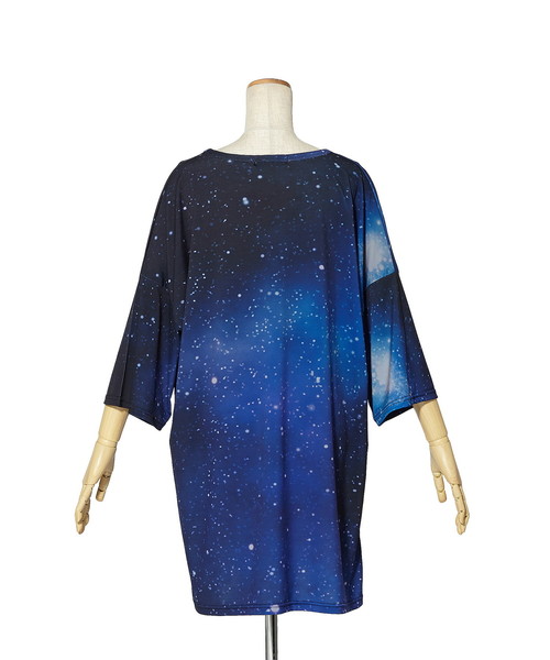 ankoROCK（アンコロック）の「宇宙柄退廃ハートＴシャツ -メガビッグ-（Tシャツ/カットソー・メンズ・A・ONE SIZE）」の14枚目の写真