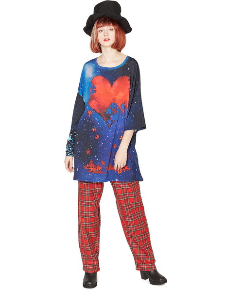 ankoROCK（アンコロック）の「宇宙柄退廃ハートＴシャツ -メガビッグ-（Tシャツ/カットソー・メンズ・A・ONE SIZE）」の11枚目の写真