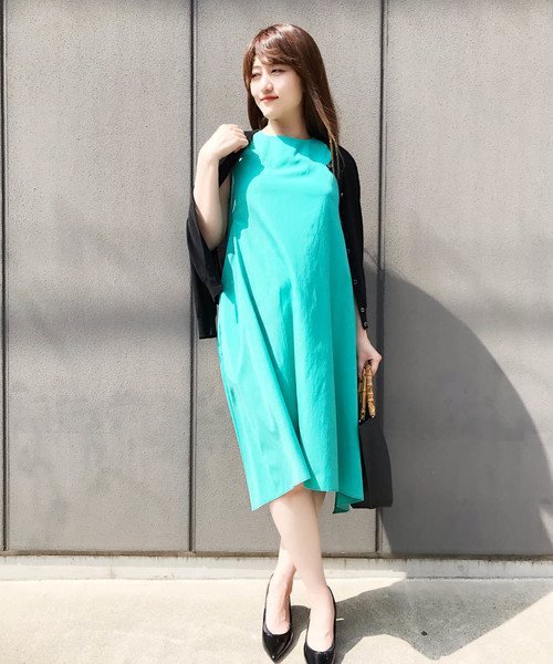 A/C DESIGN BY ALPHA CUBIC（エーシーデザインバイアルファキュービック）の「クルーネックカーディガン（カーディガン/ボレロ・レディース・イエロー/ブラック/グリーン・M size/L size）」の17枚目の写真