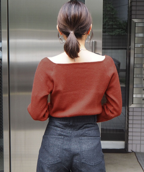 tiptop（ティップトップ）の「【ZOZO限定アイテム】アシメネックリブニット（ニット/セーター・レディース・ブラック/ブラウン/オフホワイト/グレイッシュベージュ/ベージュ/ダークブラウン・FREE）」の15枚目の写真