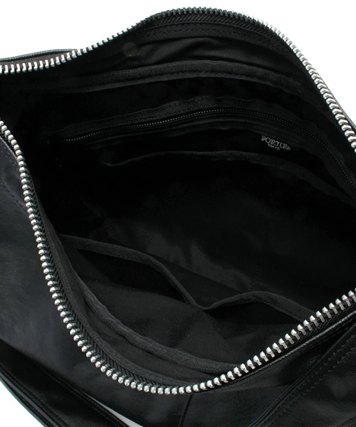 PORTER（ポーター）の「PORTER FREE STYLE SHOULDER BAG M <B印 YOSHIDA SELECT>（ショルダーバッグ・メンズ・ブラック/ブラウン系その他/ブラウン・ONE SIZE）」の14枚目の写真