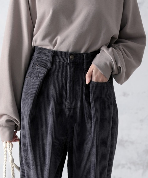 classicalelf(クラシカルエルフ)の「ワイドストレートハイウエスト無地タックパンツ(フルレングス)(その他パンツ・レディース・ベージュ/アイボリー/モカ/チャコール・SMALL/MEDIUM/LARGE/X-LARGE)」の18枚目の写真