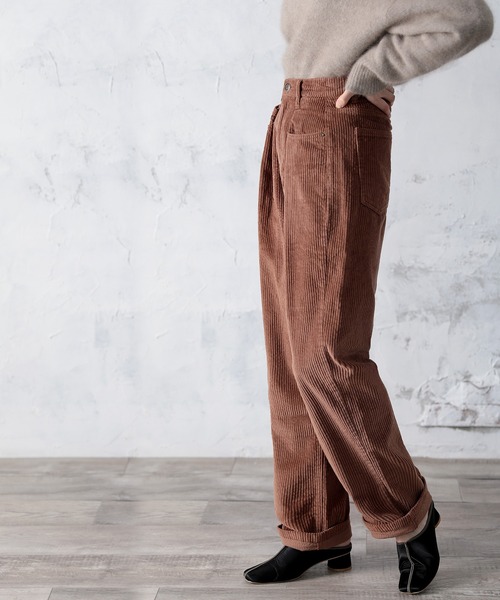 classicalelf(クラシカルエルフ)の「ワイドストレートハイウエスト無地タックパンツ(フルレングス)(その他パンツ・レディース・ベージュ/アイボリー/モカ/チャコール・SMALL/MEDIUM/LARGE/X-LARGE)」の19枚目の写真