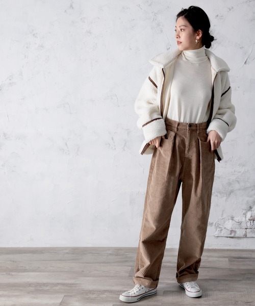 classicalelf(クラシカルエルフ)の「ワイドストレートハイウエスト無地タックパンツ(フルレングス)(その他パンツ・レディース・ベージュ/アイボリー/モカ/チャコール・SMALL/MEDIUM/LARGE/X-LARGE)」の13枚目の写真